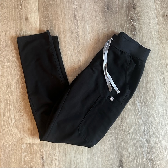 Figs Yola Scrub Pant, XS/Tall Length - Picture 2 of 3